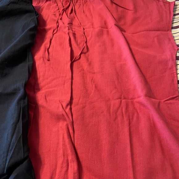 Summer blouses - Picture 3 of 4